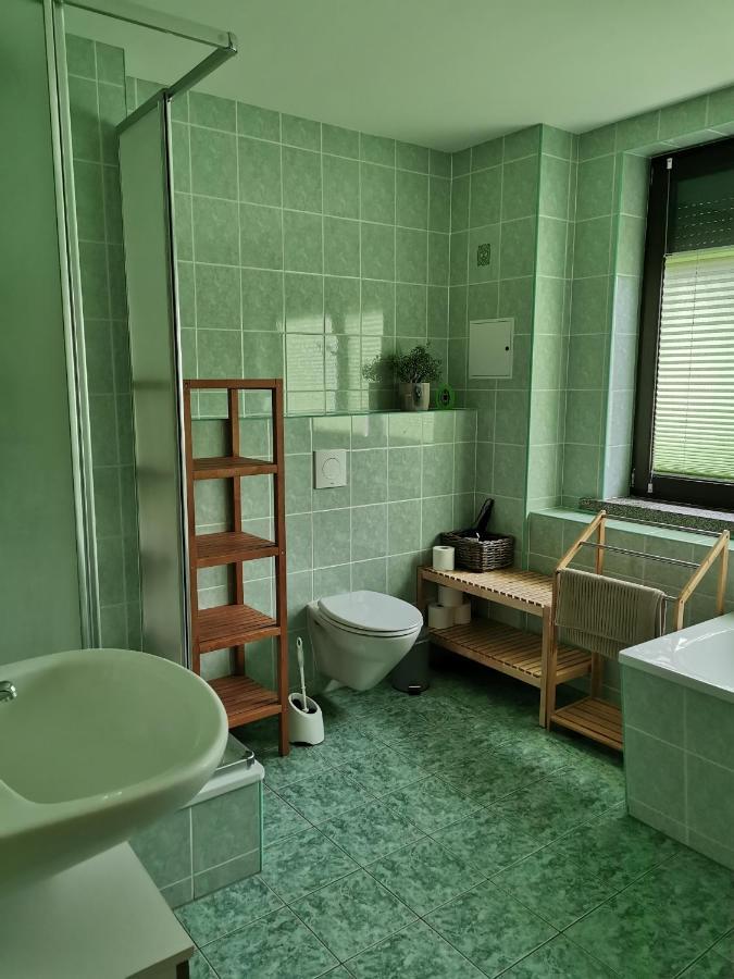 Monteur- Und Ferienwohnung In Hainichen - Obergeschoss Oder Dachgeschoss - Familie Weber Bockendorf Eksteriør bilde