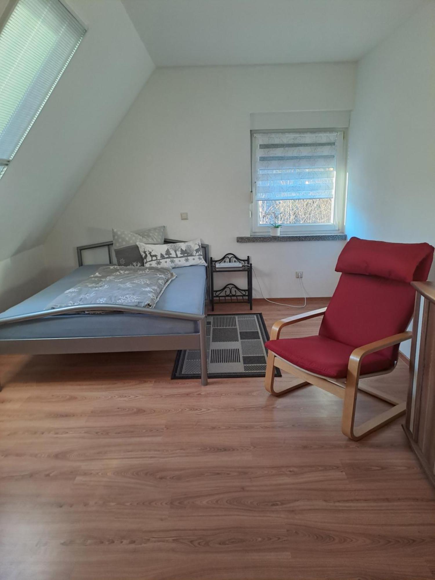 Monteur- Und Ferienwohnung In Hainichen - Obergeschoss Oder Dachgeschoss - Familie Weber Bockendorf Eksteriør bilde